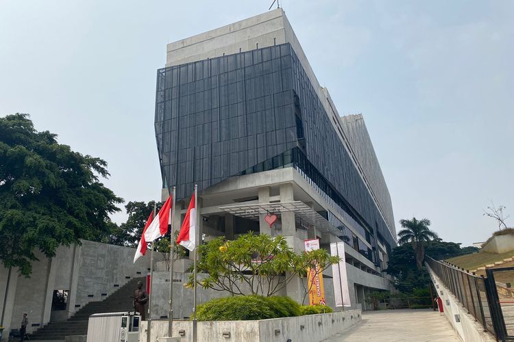 Layanan Kearsipan Depot Perpustakaan Cikini
