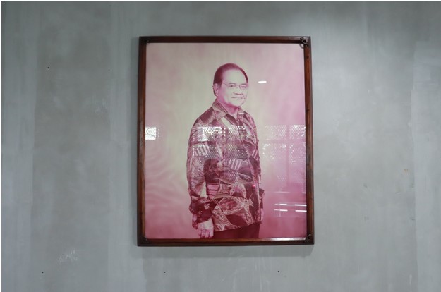 Lebih Dekat dengan Hans Bague Jassin: Paus Sastra Indonesia yang Abadi