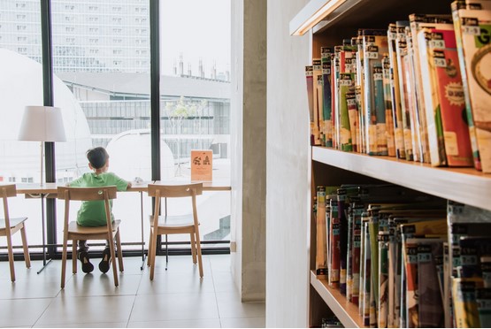 Membangun Cinta pada Bacaan: Peran Perpustakaan Jakarta dalam Literasi Anak