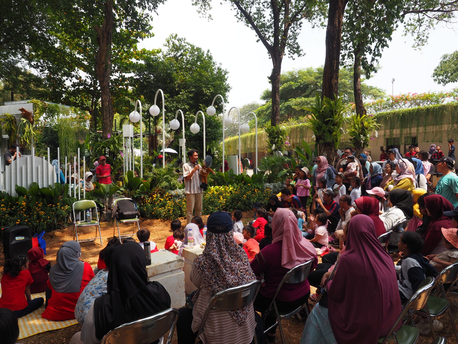 Gebyar Flora dan Fauna (Flona), Sudin Perpustakaan dan Kearsipan Jakarta Pusat Gelar Dongeng di Lapangan Banteng