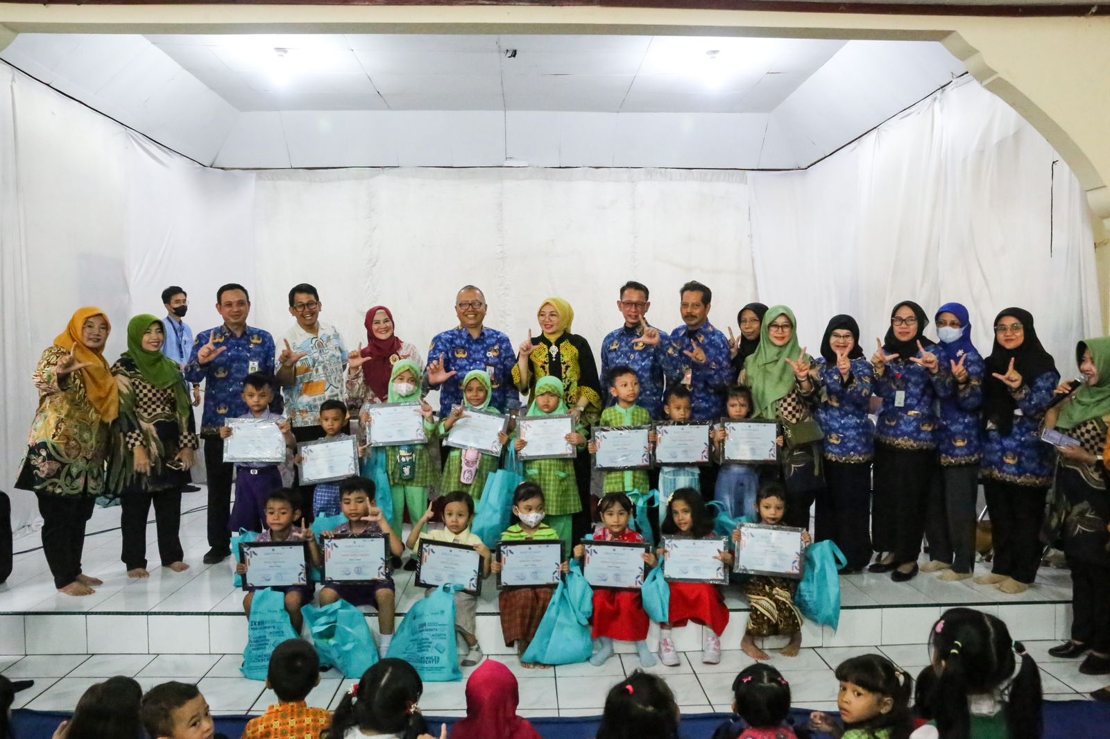 Sudin Pusip Jakarta Pusat Berikan Apresiasi Kepada 75 Peserta IKRA Triwulan III Tahun 2023 Warga Kemayoran