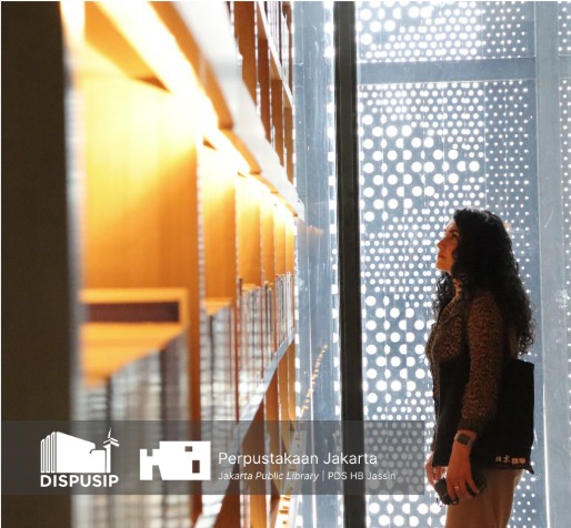 The Essential Roles of Public Libraries in Shaping an Open-Minded Society Analytical Exposition Essay (Esai berbasis opini dan fakta)