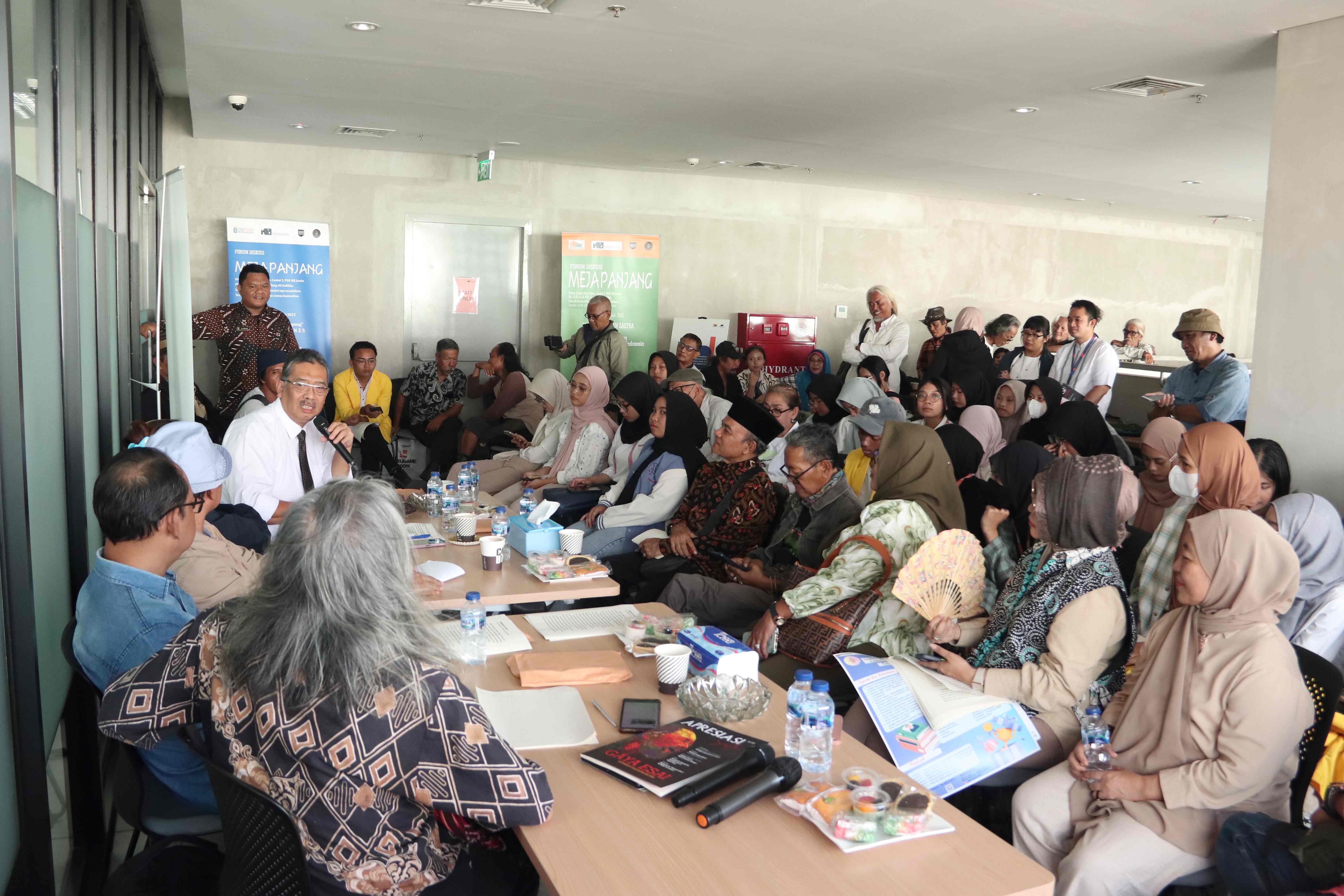 Sukses! Bertuan Rumah di Perpustakaan Jakarta, Forum Diskusi Meja Panjang yang Kelima Kembali Digelar