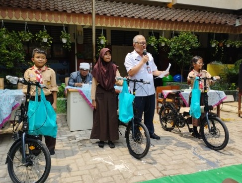 apresiasi-bajak-doorprize-sdn-paseban-09