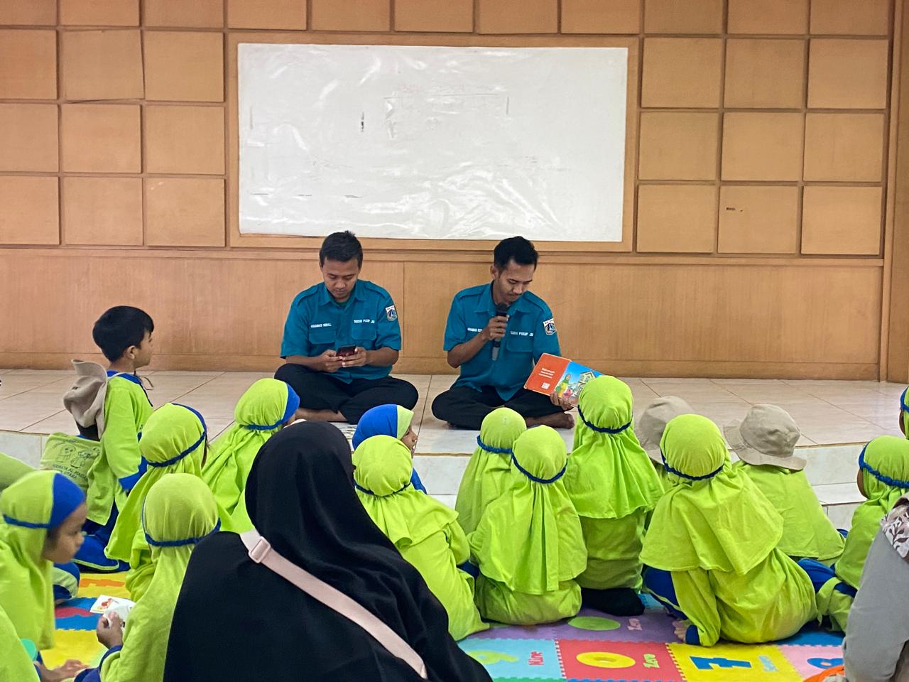 Dongeng Bersama Kak Ali dan Kak Abror