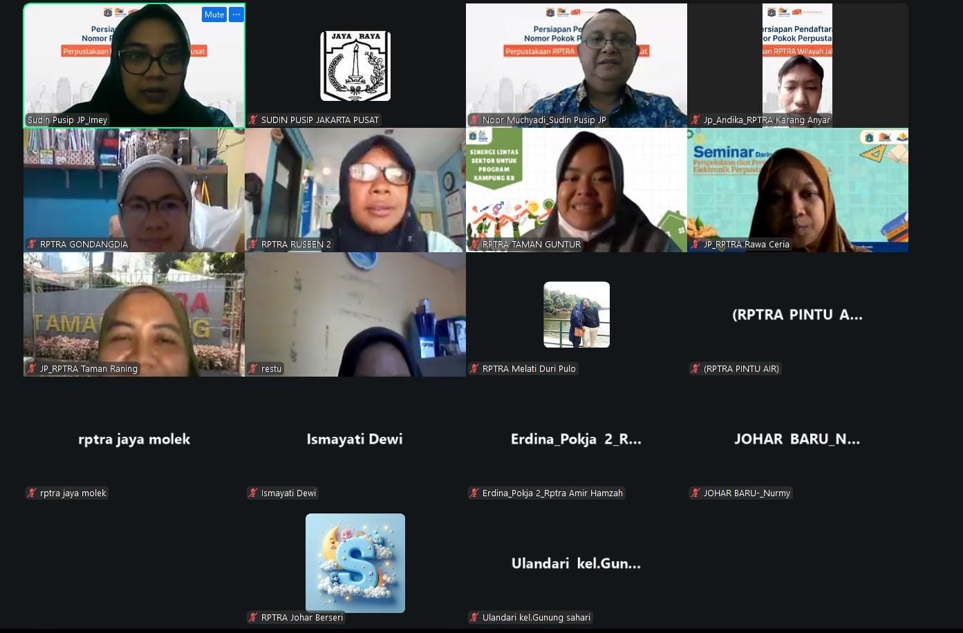 Peserta Menyimak Sosialisasi Pendaftaran NPP Perpustakaan RPTRA