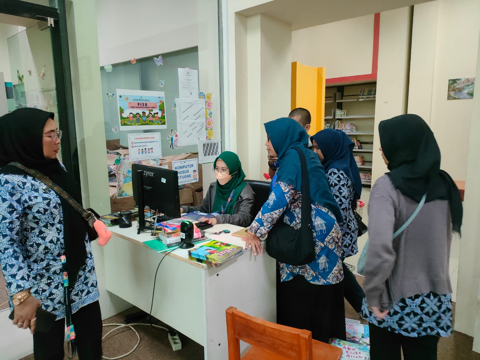 Melihat Proses Pengolahan Buku ke Sistem Inlislite